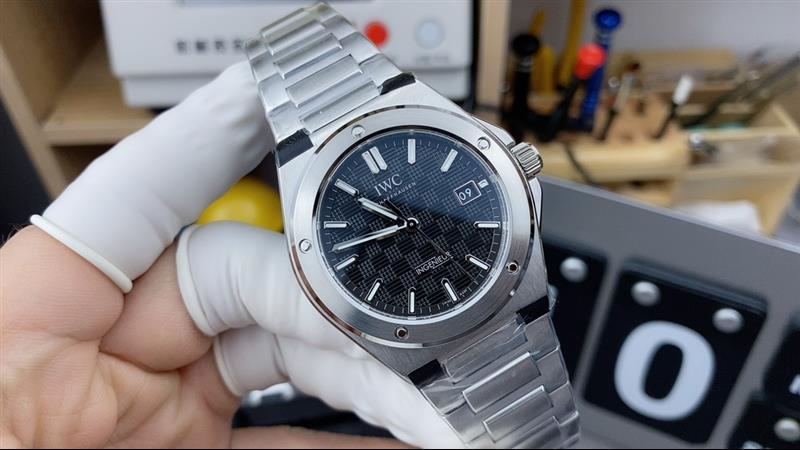 202457162314281 1700